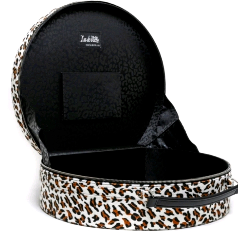 Lux De Ville Jet Set Furry Leopard Hat Box New